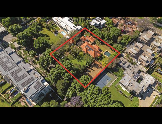 3,965M² VACANT LAND FOR SALE IN HOUGHTON ESTATE